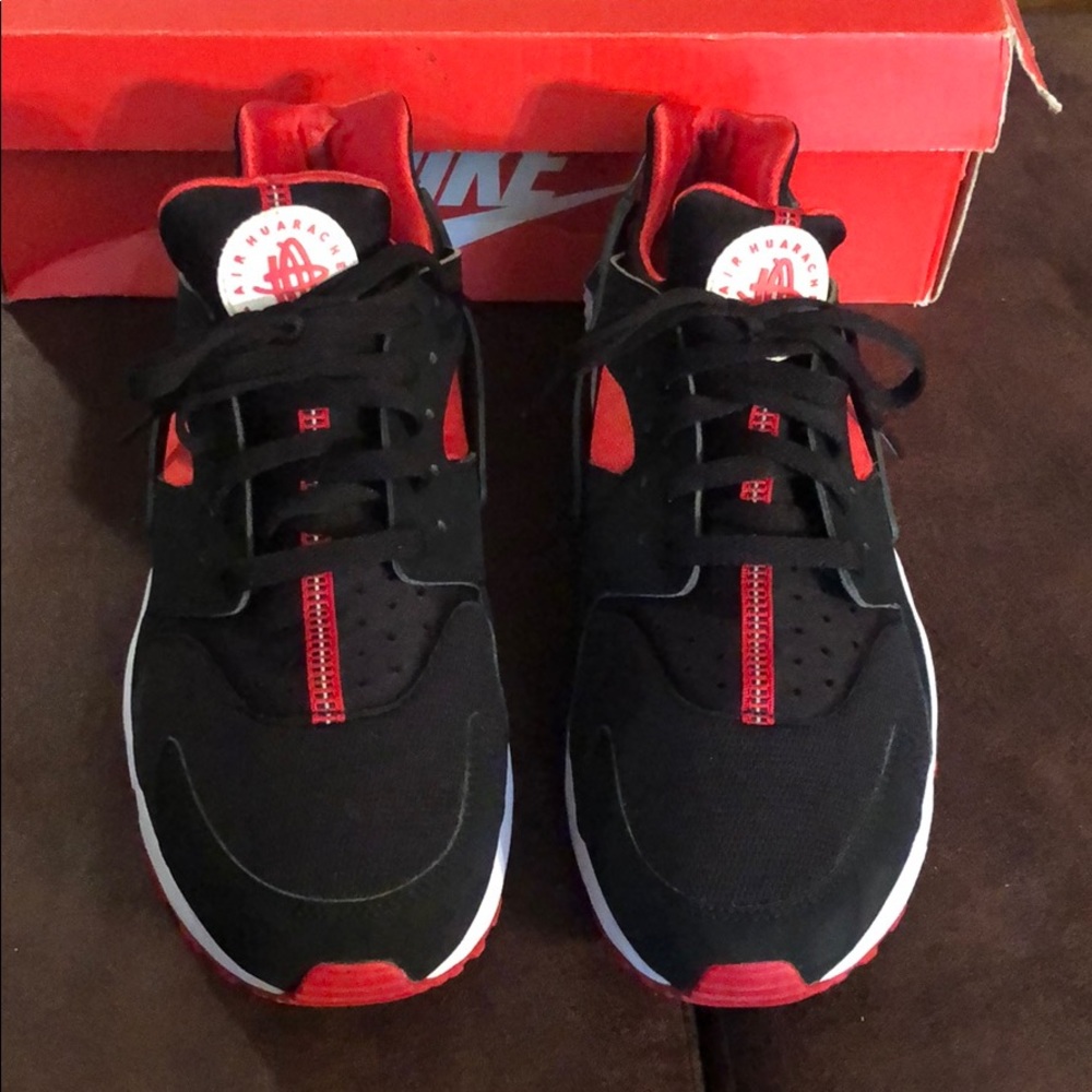 Nike- Air Huarache